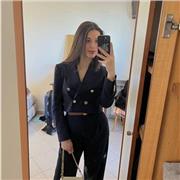 Disponibile per lezioni di tutte le materie a bambini di scuola elementare e medie